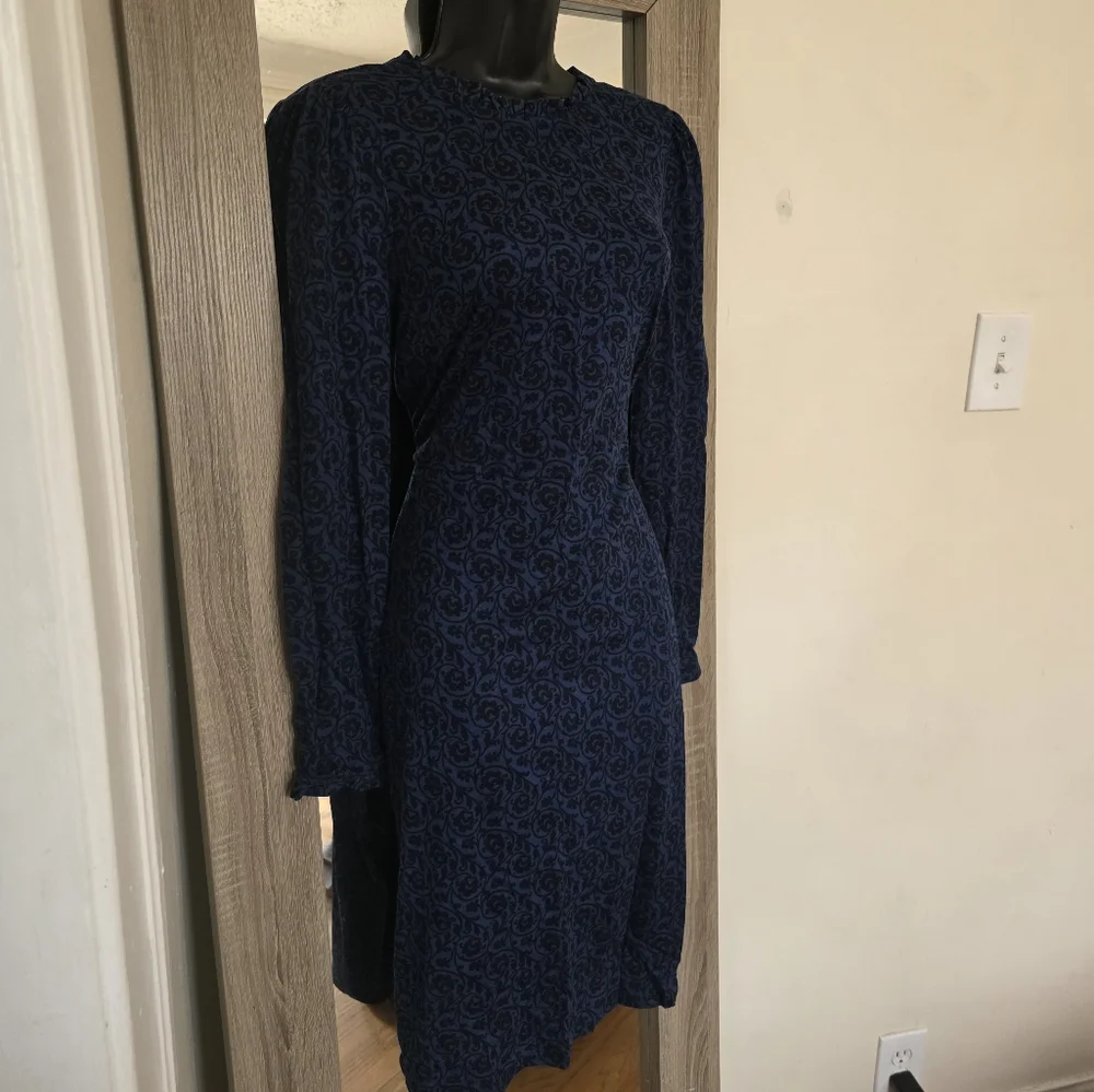 🧡Boden Navy Blue Floral Patterned Dress☆ - Picture 3 of 4